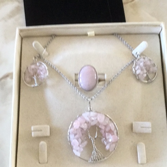 Natural different stones jewelry sets. - Picture 3 of 7